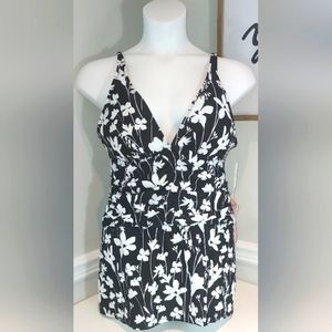 Company by Ellen Tracy Black and White Floral Print Swimdress NWT
